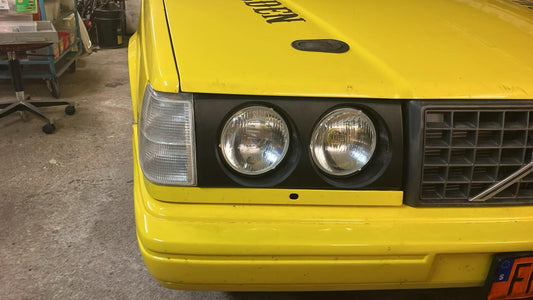 Volvo 940 front med Race3D ljusersättning monterad