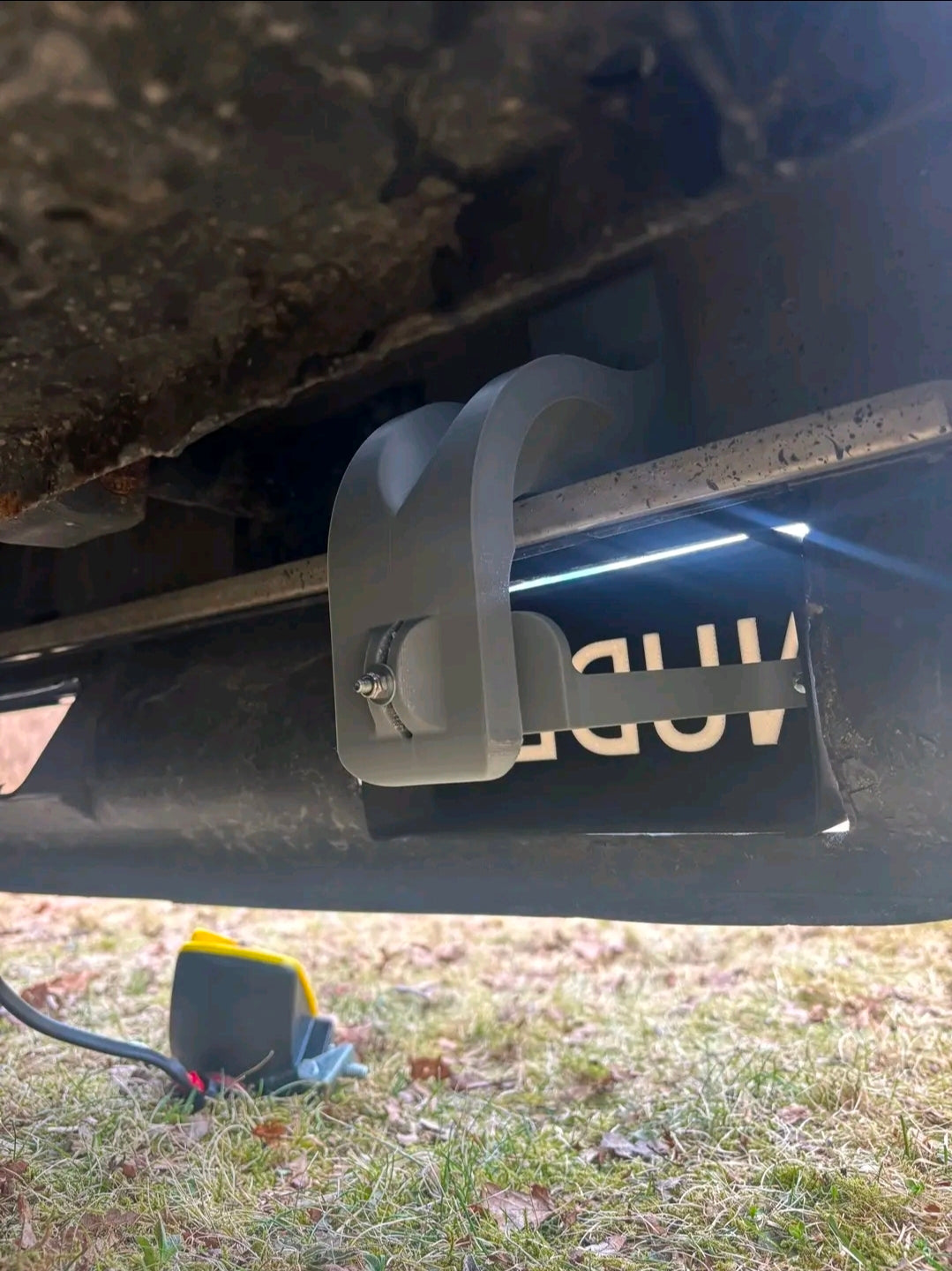 Race3D FakeFogs for Volvo 740 — installed on vehicle