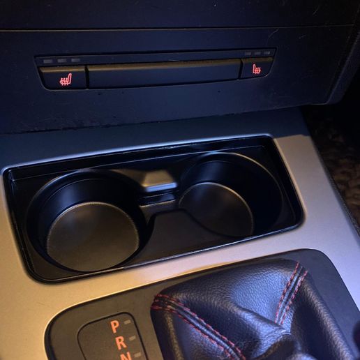 BMW E90 Mugghållare – Race3D