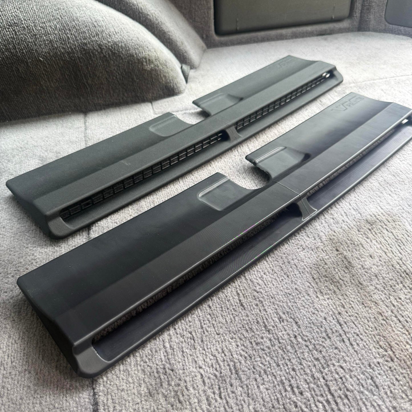 Race3D Volvo 740 940 snowcap for Volvo 740 — installed on vehicle
