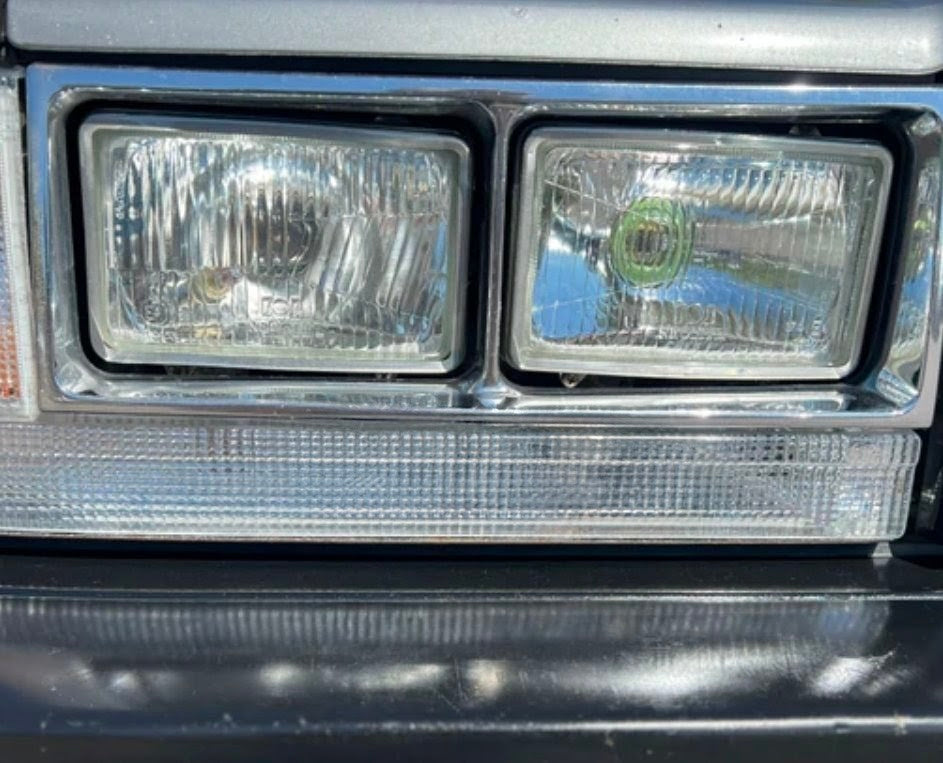 Race3D Volvo 740 usa strålkastare for Volvo 740 — product photo, 3D-printed in Sweden by Race3D