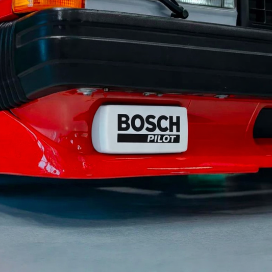 Race3D Bosch Pilot Dimljusskydd Vit 2:sort — product photo, 3D-printed in Sweden by Race3D