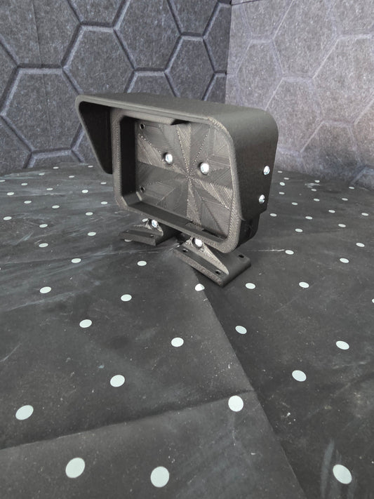 Hållare PLEX uSDM-200 – svart universal hållare med justerbar höjd och kabelgenomföring för montering bakom ratten
